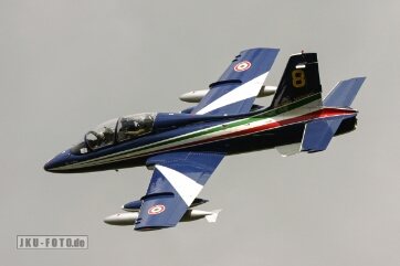 Nummer 8, Aermacci MB-339 Frecce Tricilore 