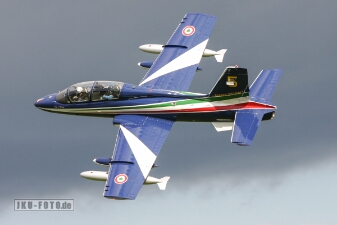 Nummer 5, Aermacci MB-339 Frecce Tricilore null