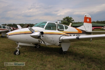 D-GATA, Beechcraft Model 95 Travel Air null